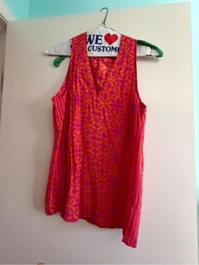 Trina Turk Sleeveless Pink & Orange Patterned V-Neck silk blouse Sz L
